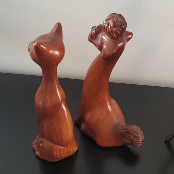 Vintage Mid Century Wooden Cat Dog Figurines - Picture 5 of 7